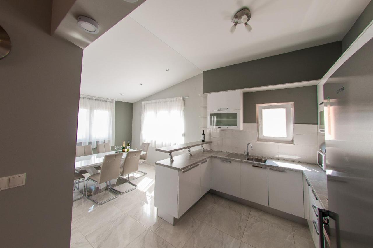 Apartments Anita Stobreč Pokoj fotografie